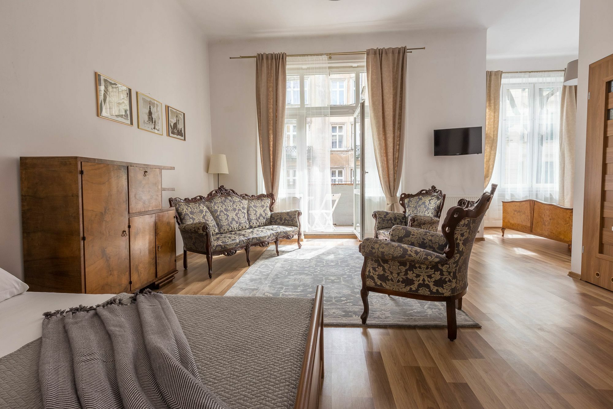 Fragola Budget Apartments & Rooms Краков Экстерьер фото
